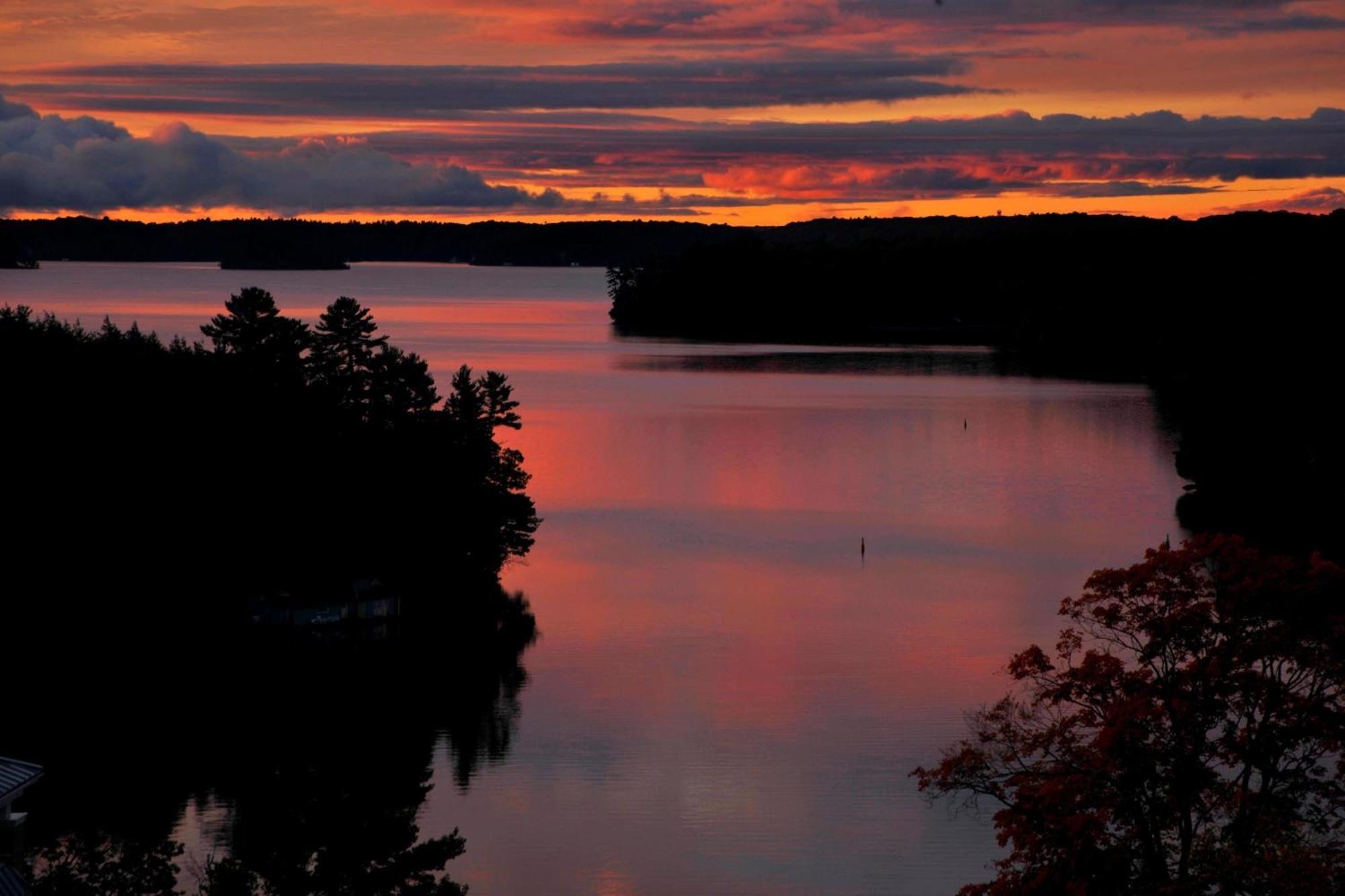 Jw Marriott The Rosseau Muskoka Resort & Spa Minett Eksteriør billede